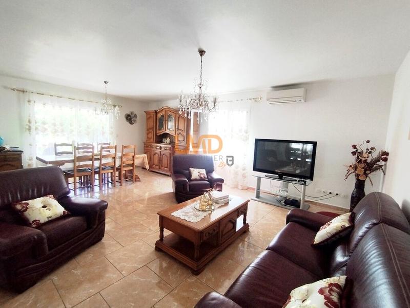 Maison - 140 m² - 5 pièces