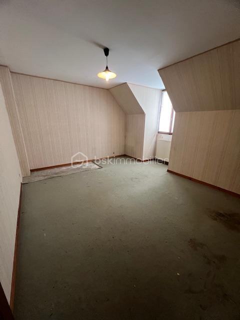 Maison - 165 m² - 6 pièces