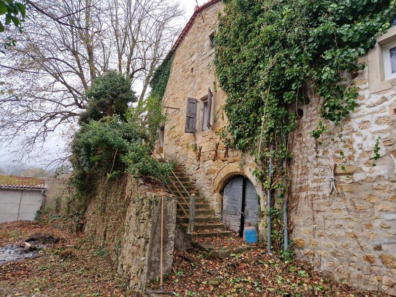 Maison en pierre - 120 m² - 2 pièces