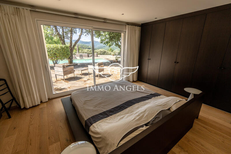 Maison - 163 m² - 4 pièces