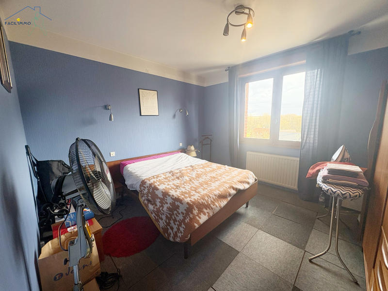 Maison - 220 m² - 9 pièces