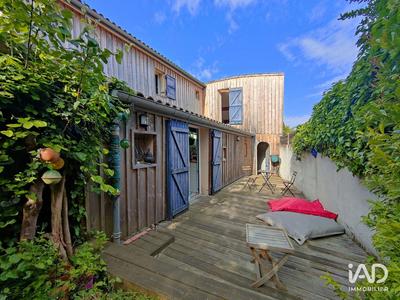 Maison - 162 m² - 6 pièces