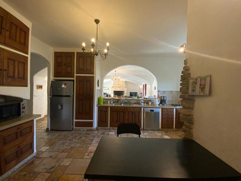 Demeure - 552 m² - 15 pièces