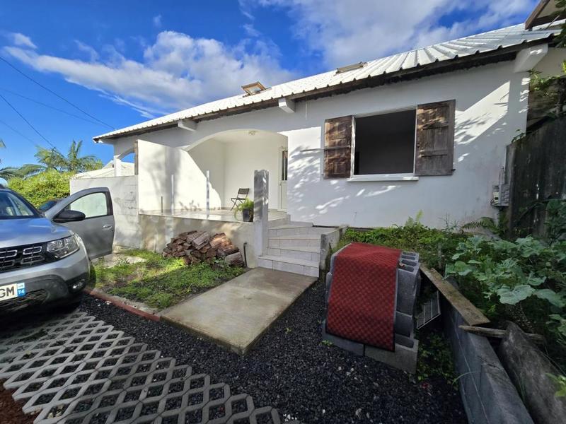 Maison - 200 m² - 8 pièces