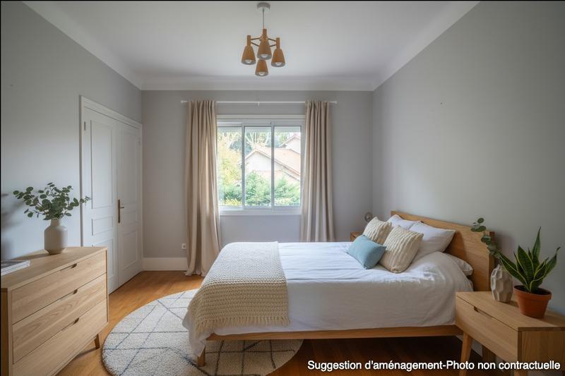 Maison - 371 m² - 15 pièces