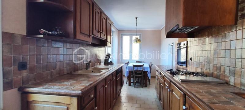 Maison traditionnelle - 154 m² - 6 pièces