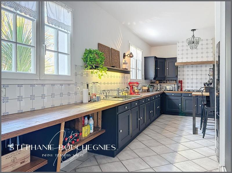 Maison - 169 m² - 6 pièces