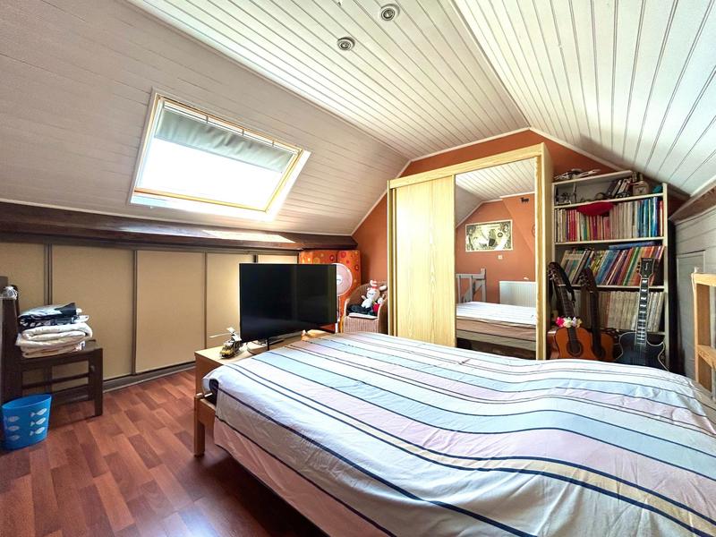 Maison - 102 m² - 5 pièces