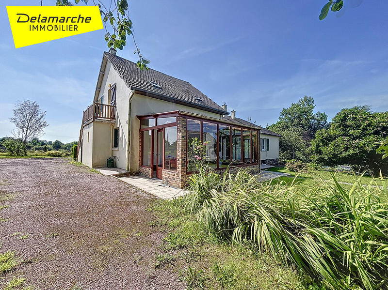 Maison - 204 m² - 8 pièces