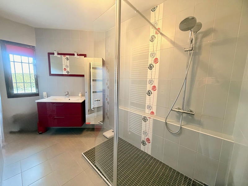 Maison - 97 m² - 3 pièces