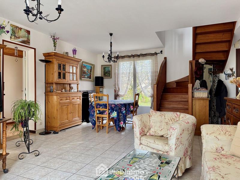 Maison - 102 m² - 5 pièces