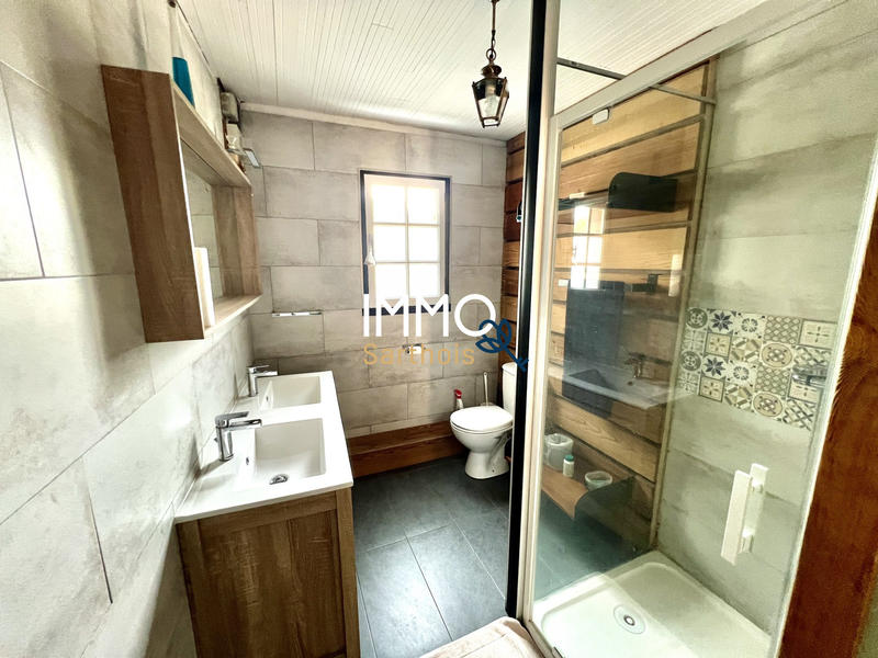 Maison - 138 m² - 5 pièces