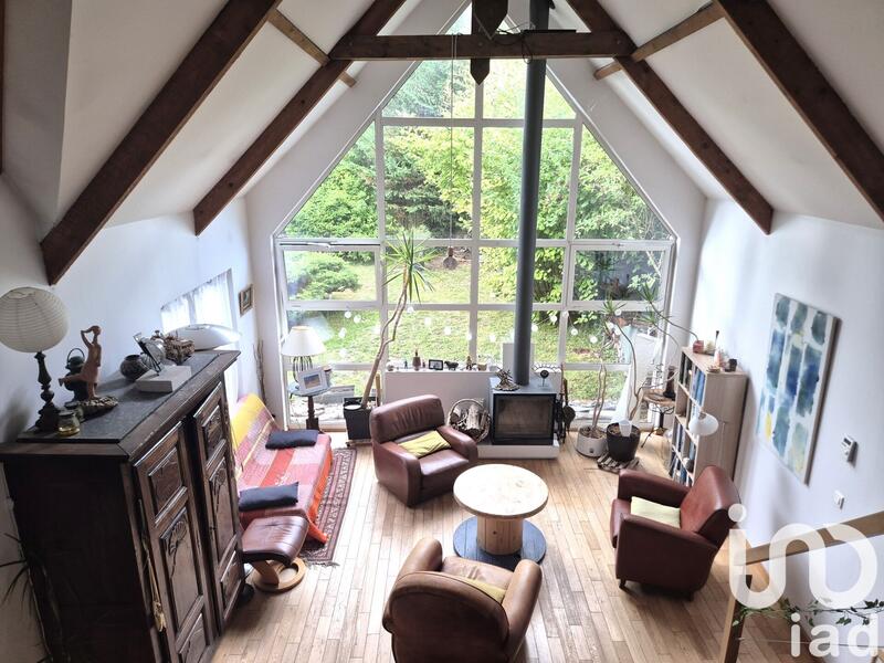 Maison - 168 m² - 8 pièces