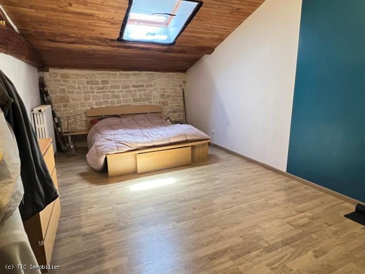 Maison ancienne - 263 m² - 8 pièces