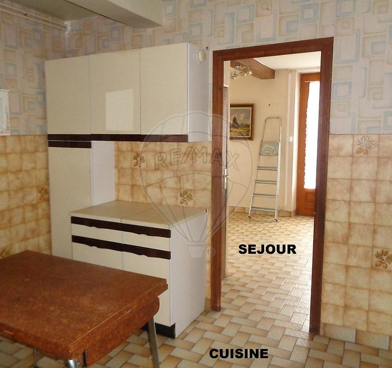 Maison - 170 m² - 9 pièces