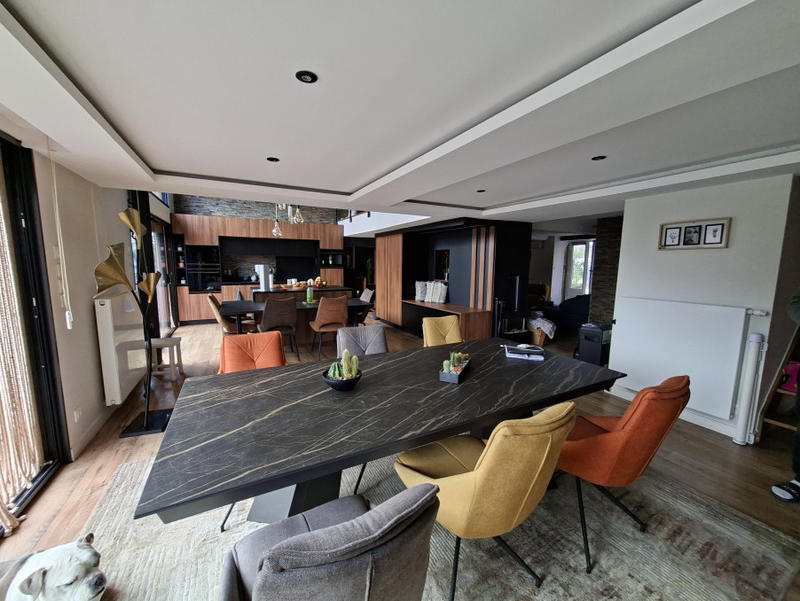 Maison - 170 m² - 6 pièces
