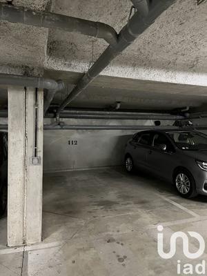 Parking - 13 m²