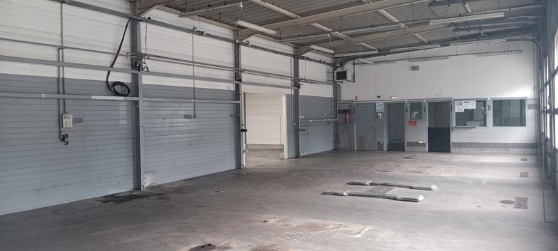 Local commercial - 1 000 m²