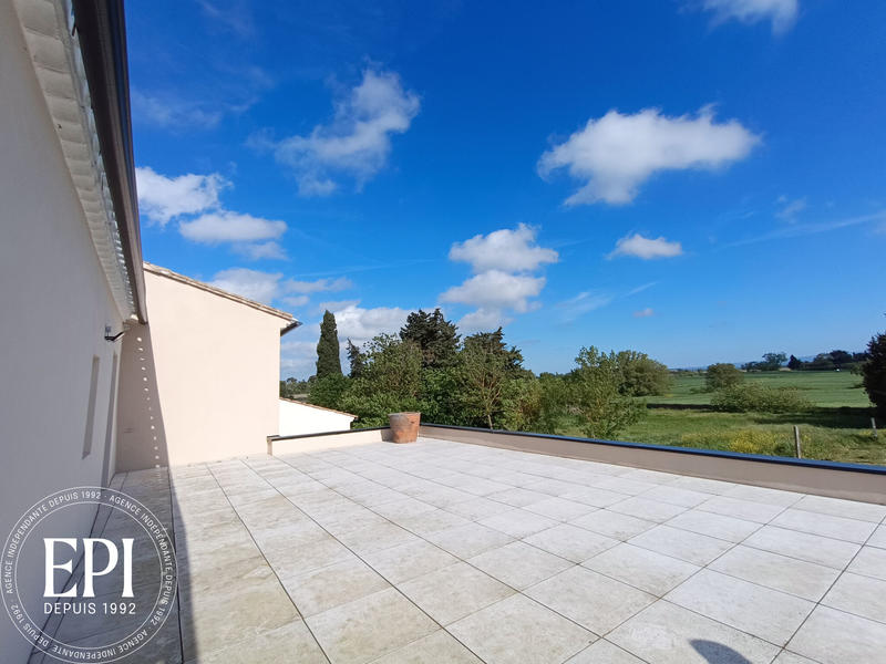 Propriété - 450 m² - 10 pièces