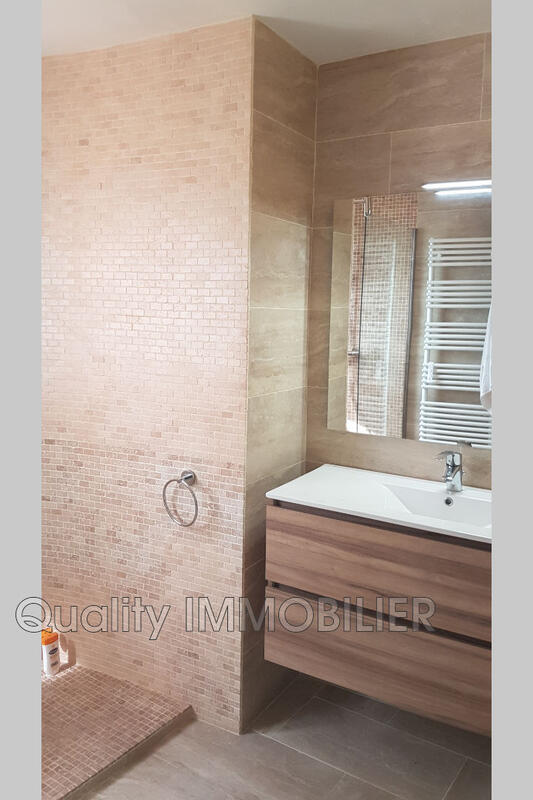 Mas - 135 m² - 5 pièces