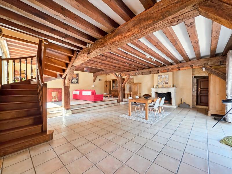 Demeure - 400 m² - 7 pièces