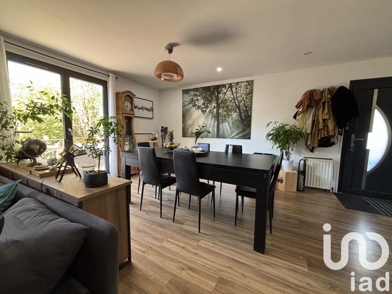 Maison - 104 m² - 5 pièces