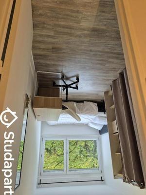 Chambre - 9 m² - 1 pièce