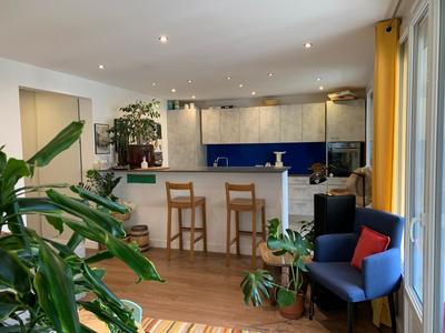 Appartement - 80 m² - 4 pièces