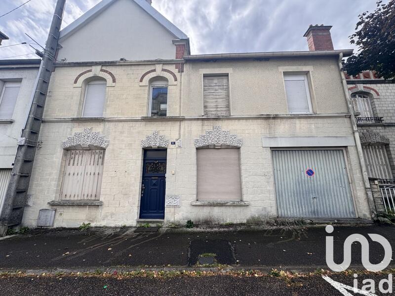 Maison - 162 m² - 8 pièces