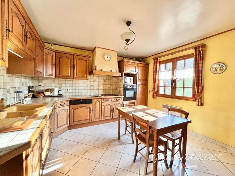 Maison traditionnelle - 112 m² - 3 pièces