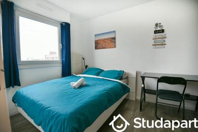 Chambre - 12 m² - 1 pièce