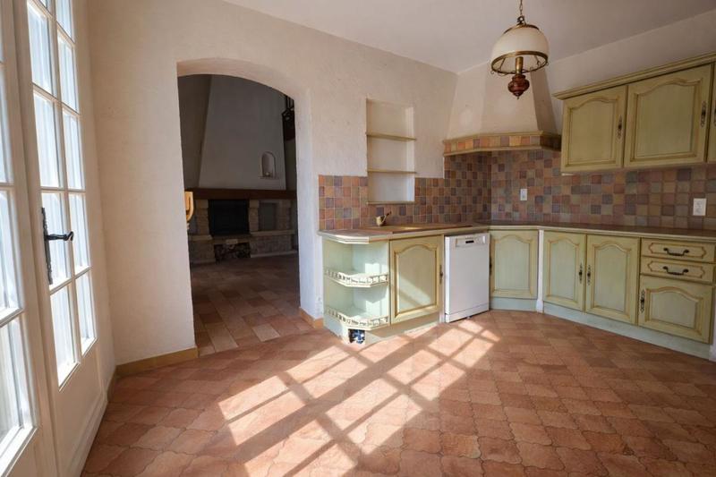 Maison - 203 m² - 6 pièces