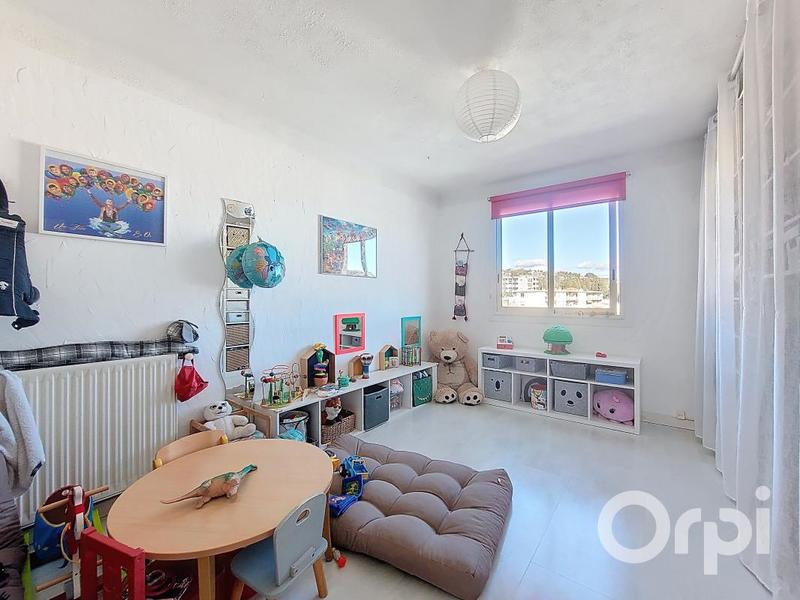 Appartement - 76 m² - 3 pièces
