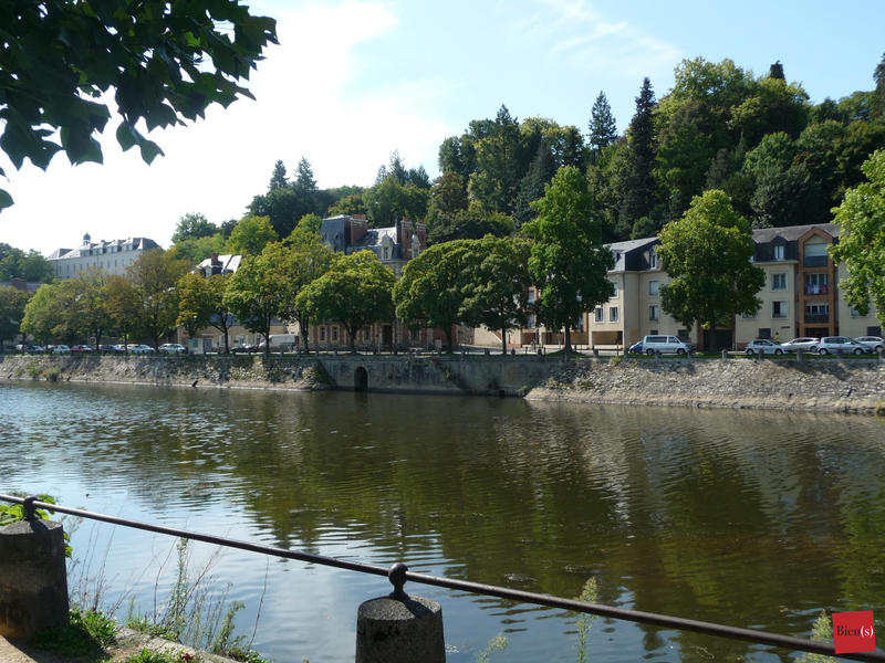 Appartement - 105 m² - 4 pièces