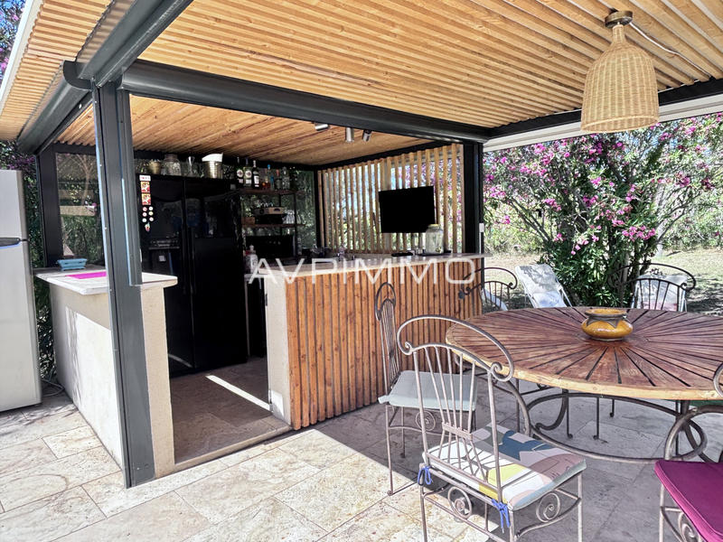 Villa - 174 m² - 6 pièces