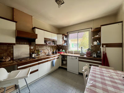 Maison - 200 m² - 7 pièces