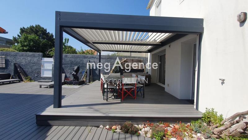 Maison - 104 m² - 5 pièces