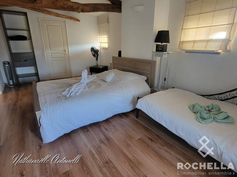 Maison ancienne - 532 m² - 19 pièces