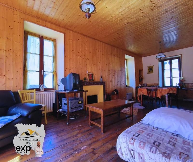 Immeuble - 205 m² - 16 pièces