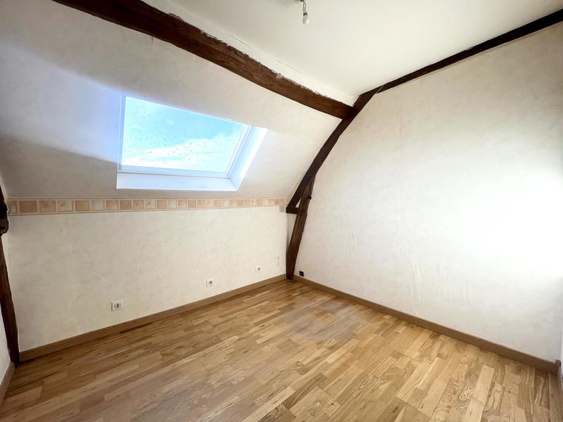 Maison - 104 m² - 5 pièces