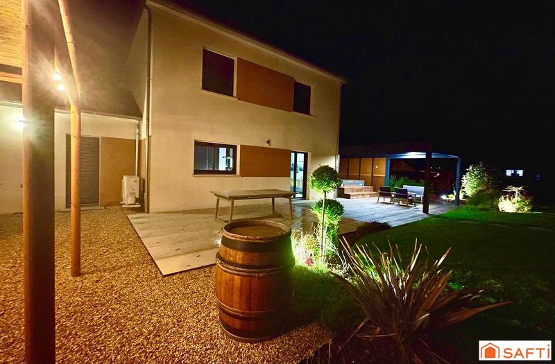 Maison - 139 m² - 7 pièces