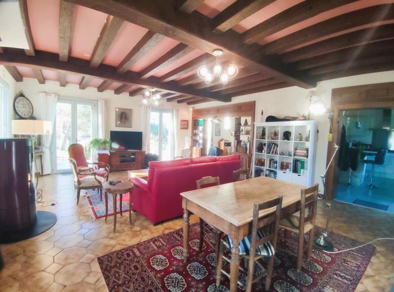 Maison - 217 m² - 7 pièces