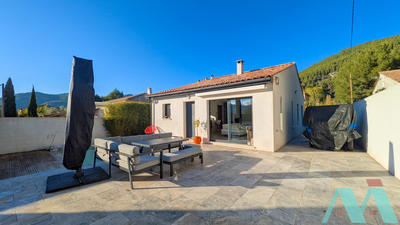 Maison - 86 m² - 4 pièces