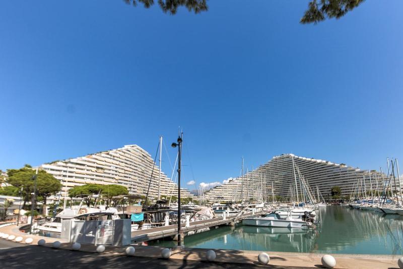 Studio - 14 m² - 1 pièce