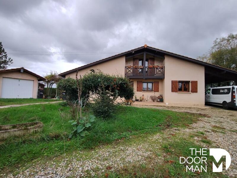 Maison traditionnelle - 120 m² - 6 pièces