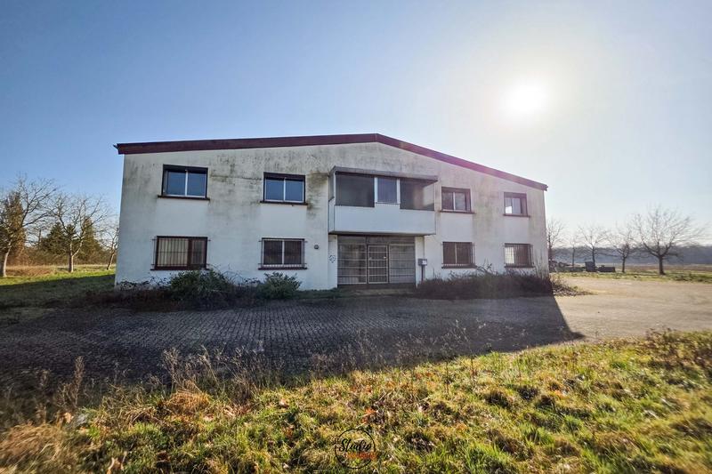 Entrepôt - 1 091 m²