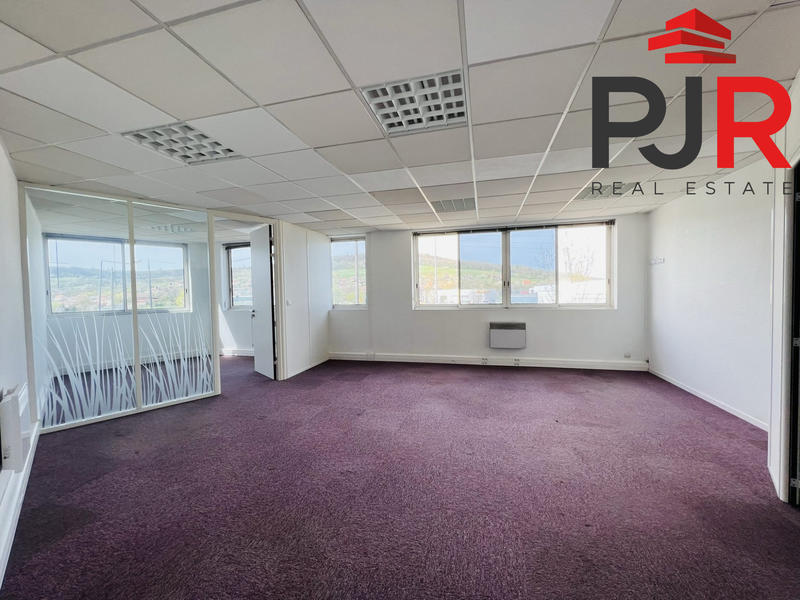 Local d'activités - 509 m²