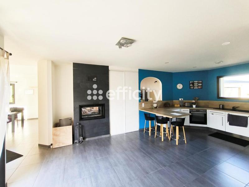 Maison - 166 m² - 7 pièces