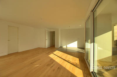 Appartement - 90 m² - 3 pièces