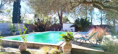 Maison - 240 m² - 7 pièces